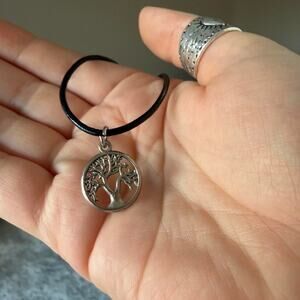 Silver tree of life pendant
